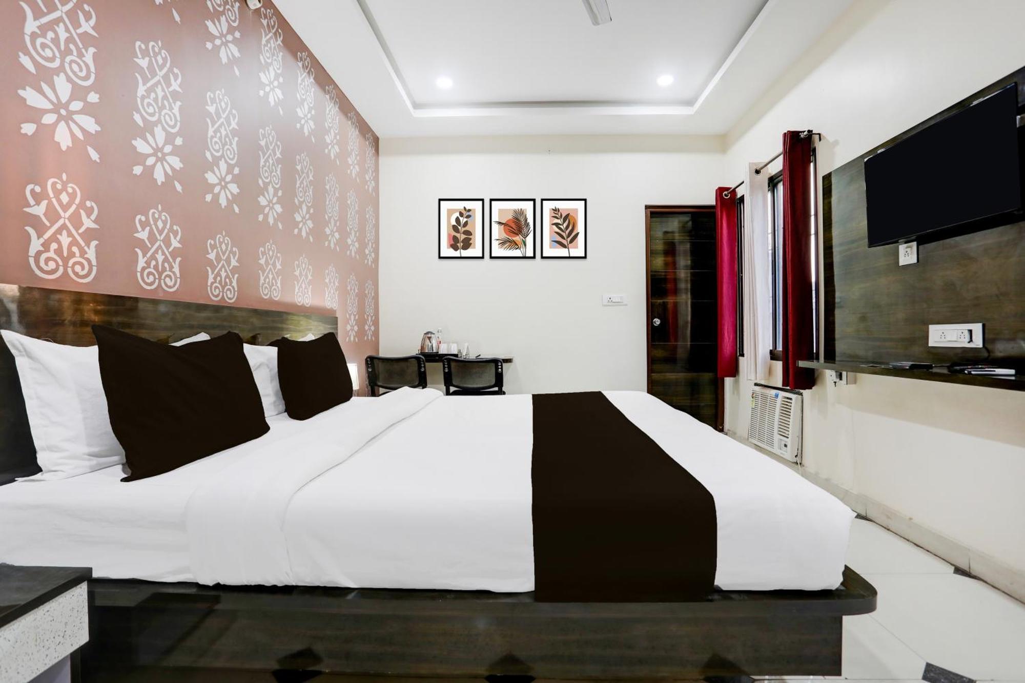 מלון גורקפור Super Townhouse Gida Near Rto Office מראה חיצוני תמונה