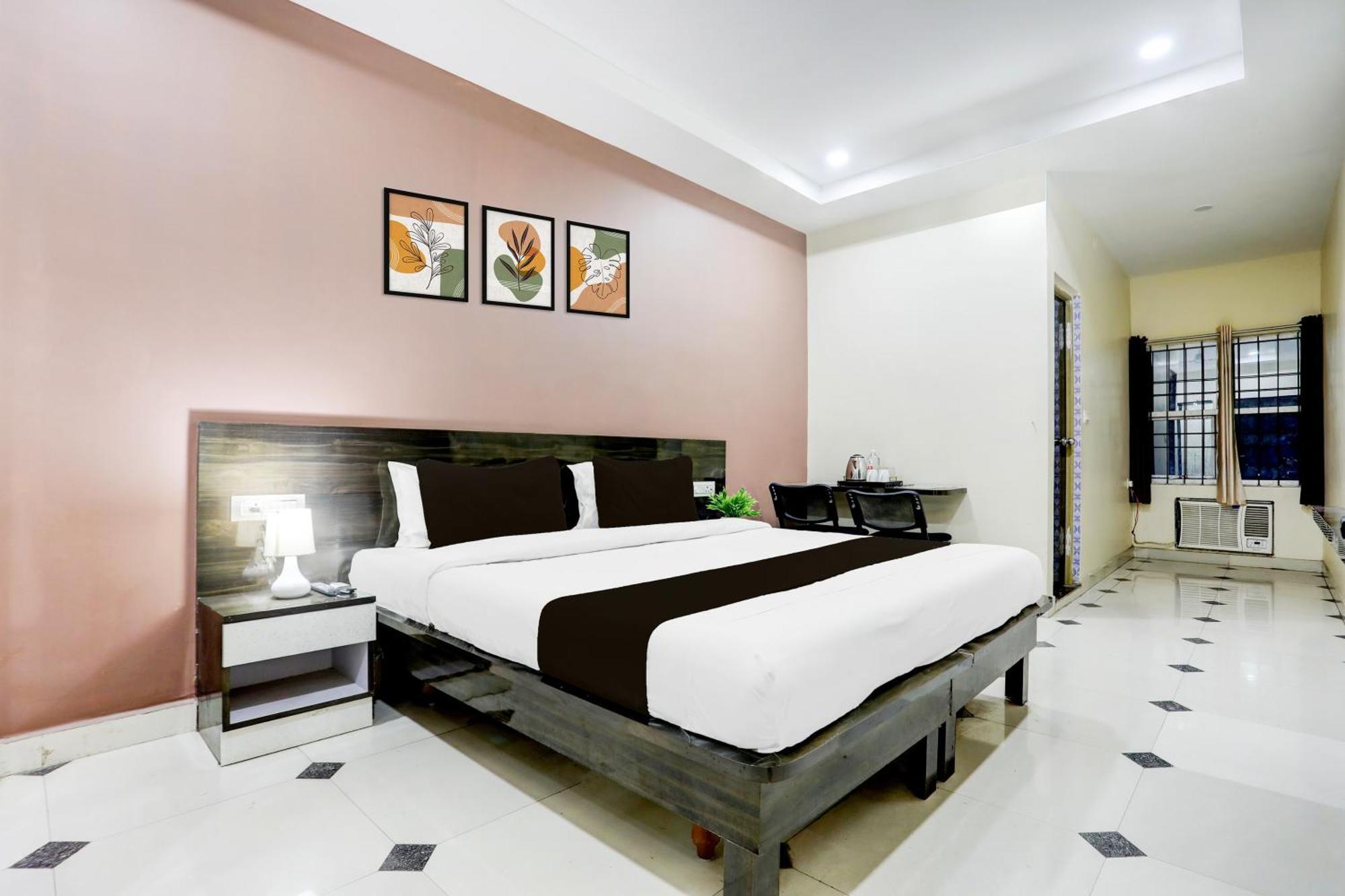 מלון גורקפור Super Townhouse Gida Near Rto Office מראה חיצוני תמונה